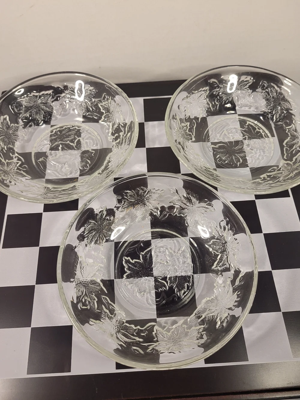 Vintage Princess House Set of 3 Fantasia Poinsettia Berry Dessert Bowls Nice (X)